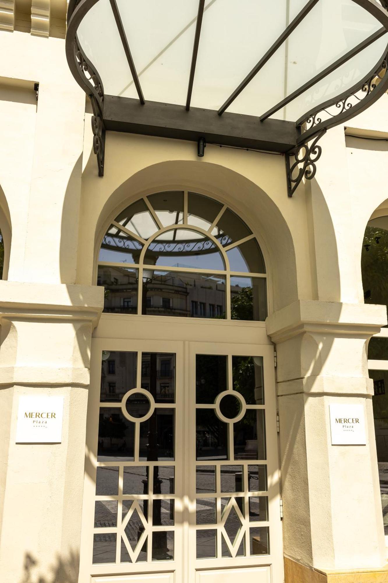 Mercer Plaza Sevilla 5 Gl Extérieur photo
