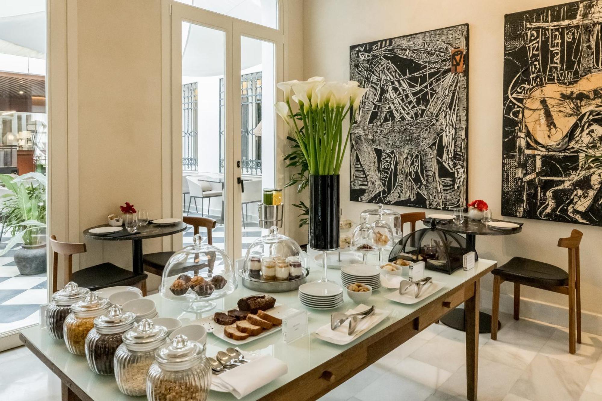 Mercer Plaza Sevilla 5 Gl Extérieur photo